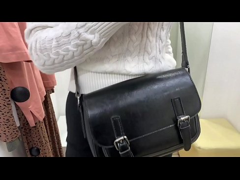 ❤️ Javna masturbacija mlade kučke FeralBerry sa dildom u sobi za provjeru ❤❌ Jebanje na bs.hentaiteca.ru ️❤